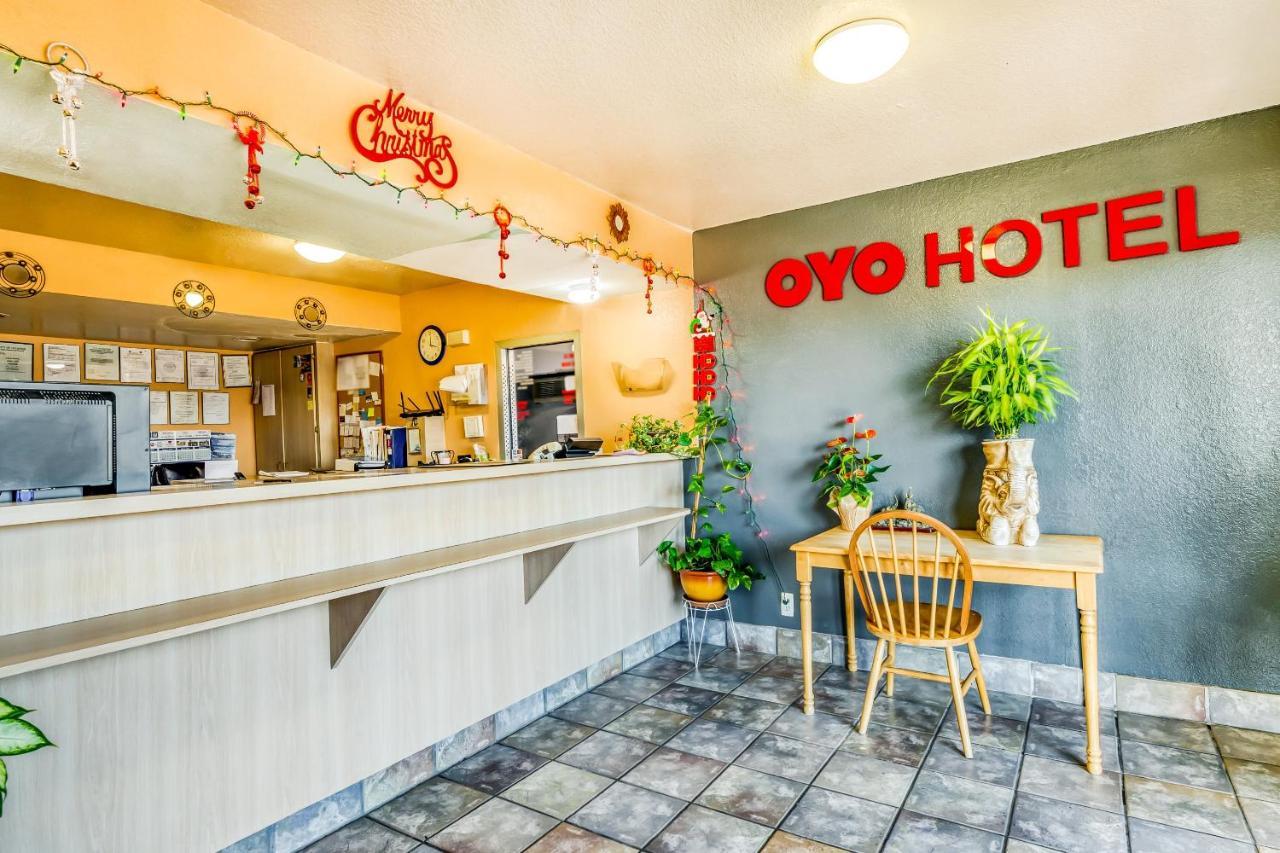 Oyo Hotel Houston Southwest I-69 Buitenkant foto